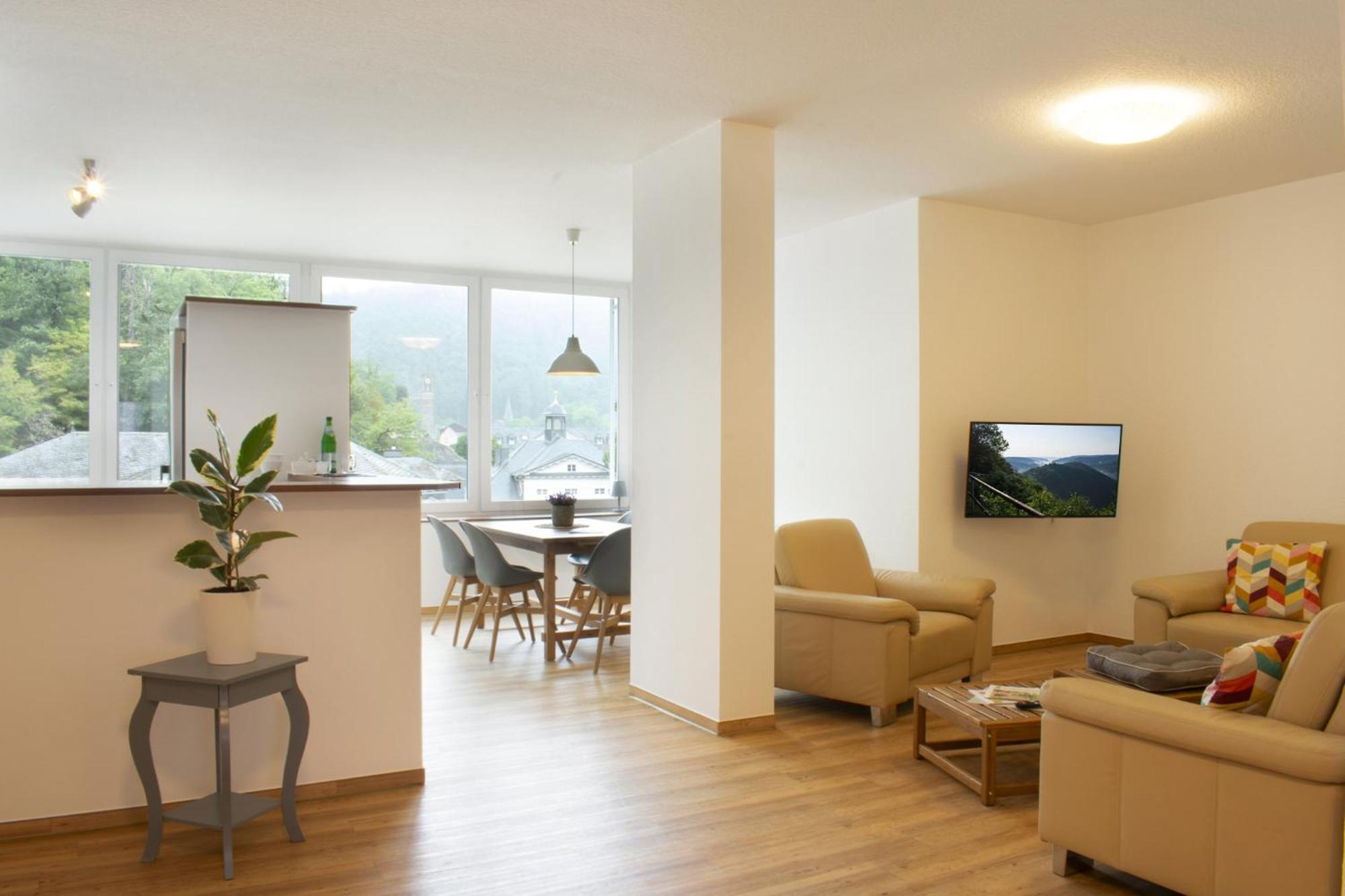 Haus Alleegarten Bad Bertrich Phòng bức ảnh